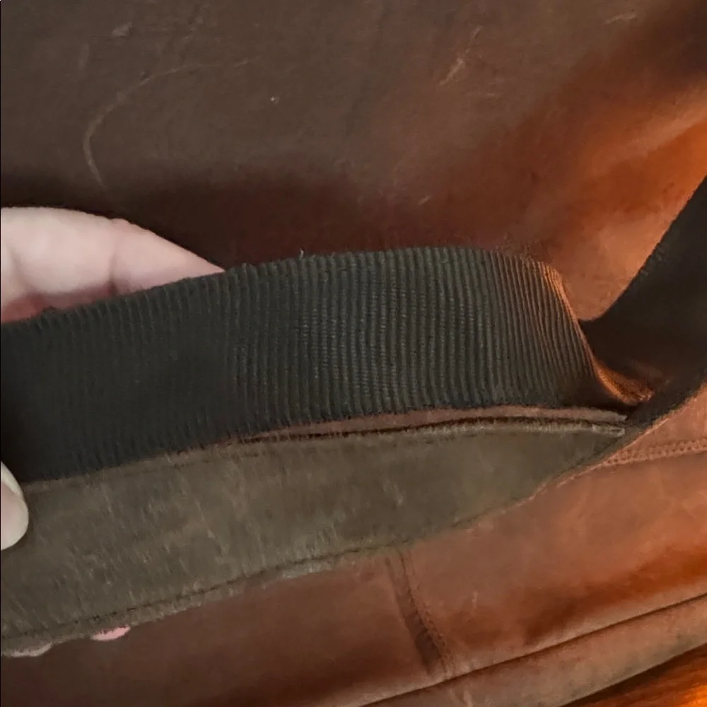 New Hand Crafted 100% Genuine naturally treated Leather Messenger & Laptop Bag